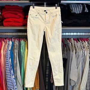 Victoria’s Secret pale yellow 4 pocket skinny leg mid rise Siren jeans size 2